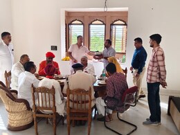 पोकरण की रात्रि चौपाल के बाद फिर गूंजा ओरण का मुद्दा, शेखावत का वादा- सीएम और राजस्व मंत्री से करेंगे बात