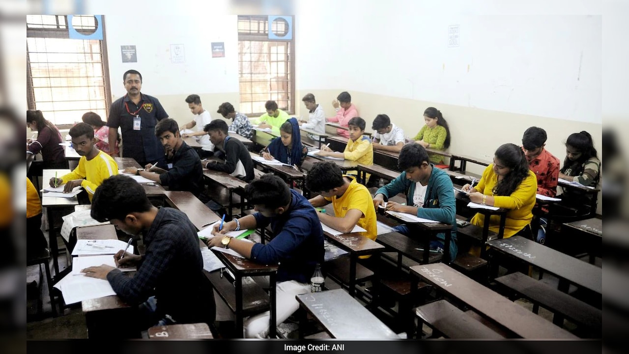 परीक्षा केंद्रों पर ईमेल से आएंगे 10वीं-12वीं बोर्ड के पेपर, वहीं होंगे प्रिंट, महाराष्ट्र बोर्ड का बड़ा फैसला