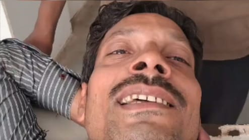 MP News: छतरपुर में रामलीला मंडल के संचालक ने कुल्हाड़ी से काट लिया अपना गुप्तांग, बोला- इसलिए उठाना पड़ा ये कदम