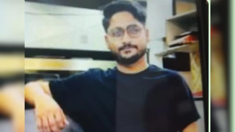 "Literary Expression No Crime": Madhya Pradesh High Court On Case Against Teacher Over Urdu Poem