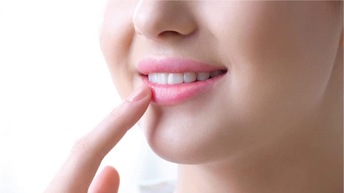 Learn the benefits, risks, and right way to try slugging for glowing skin at home. Learn the benefits, risks, and right way to try slugging for glowing skin at home.