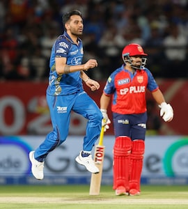 PBKS vs MI LIVE Score, IPL 2026: 4, 4, 4 - PBKS Star Goes Berserk After Huge Lifeline; MIs Rs 9.25 Crore Star Strikes