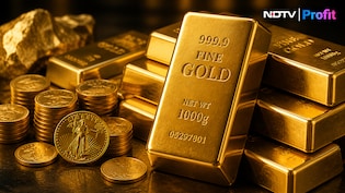Gold Down Nearly 25% From January Peak: Buy The Dips? What Analysts Say