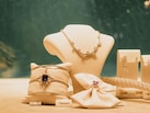 भारी-भरकम गहनों का दौर हुआ पुराना! Myntra Sale में 60% की छूट पर खरीदें ये 5 ट्रेंडी और मिनिमल ज्वेलरी