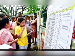 भारत ही नहीं, विदेश के इन 14 शहरों में भी NEET UG का होगा एग्जाम, देखें पूरी लिस्ट