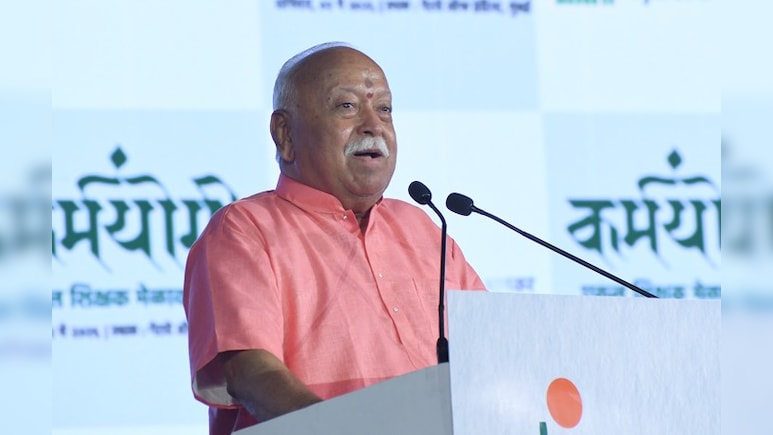 आदिवासी समुदाय ने विदेशी आक्रमणों के बावजूद भारत की आत्मा को बचाए रखा, उनका विकास जरूरी: मोहन भागवत