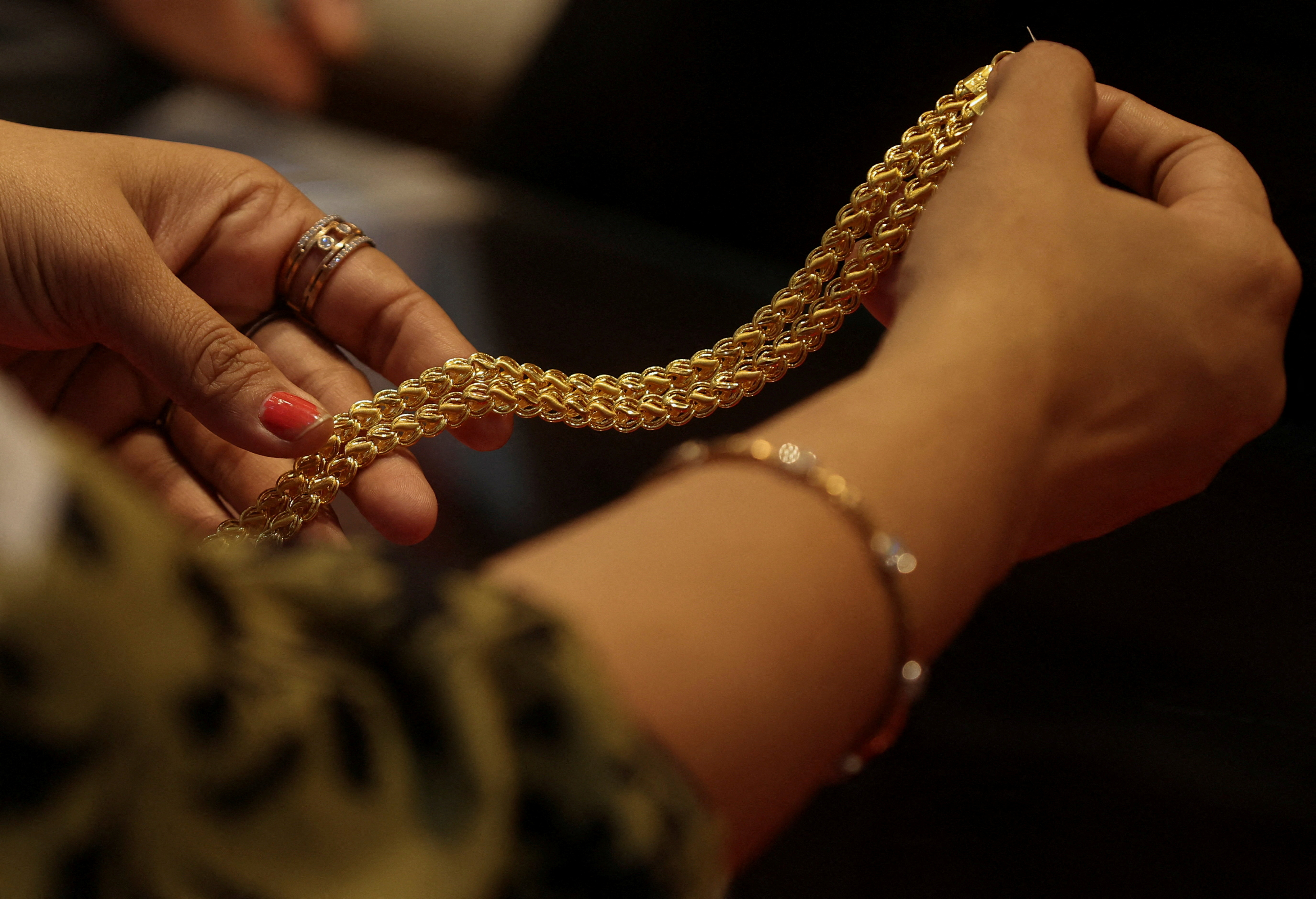 India Raises Gold, Silver Import Tariffs To 15% To Curb Overseas Purchases