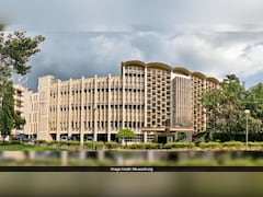 IIT Bombay Placements 2024-25: One In Three Students Without A Job Offer, Yet Average Salary Up By 10%