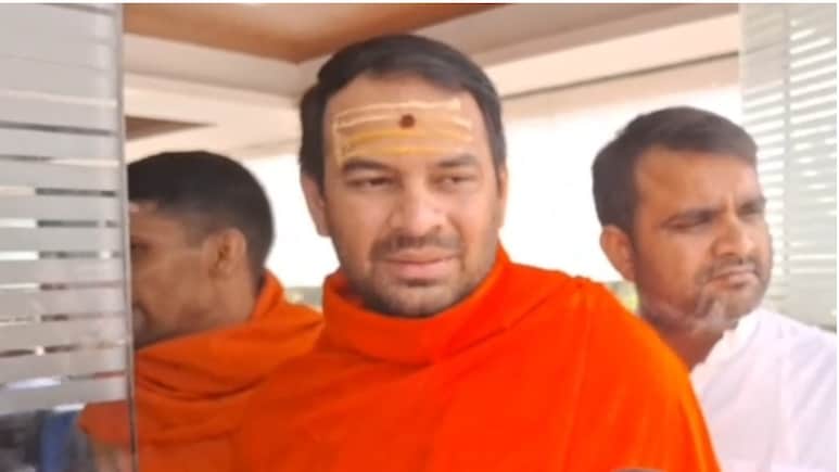 Bihar Politics: तेज प्रताप का सम्राट चौधरी पर सीधा हमला, बोले- 'जब PM दो गाड़ियों में चल सकते हैं, तो बिहार के CM क्यों नहीं?'
