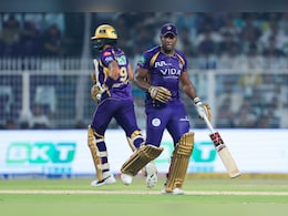 KKR vs MI, IPL 2026: केकेआर ने मुंबई को 4 विकेट से हराया, प्लेऑफ में पहुंचने की उम्मीदें जिंदा