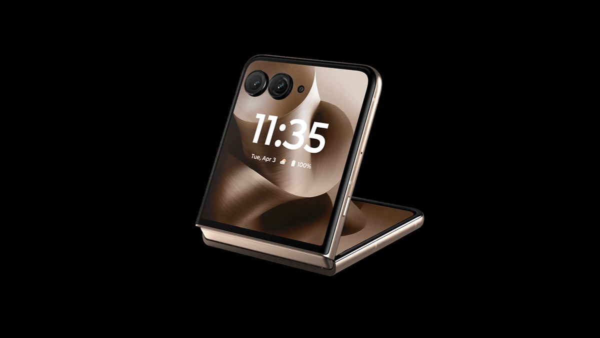 30 हजार रुपये सस्ता मिल रहा Motorola का तीन 50MP कैमरा वाला फ्लिप स्मार्टफोन