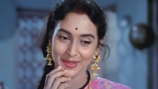 नूतन का दामाद है बॉलीवुड का यह सुपरस्टार, पत्नी भी रह चुकी है 90s की टॉप एक्ट्रेस