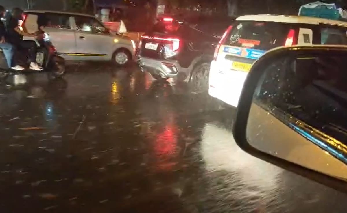 दिल्ली-NCR में मौसम ने ली करवट, आंधी-तूफान के साथ हुई बारिश ने नौतपा की निकाली हवा