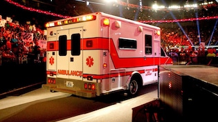 WWE SmackDown Match Abruptly Stopped As Referee Throws Up "X" Sign After Star Suffers Injury