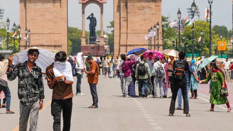 'भट्टी' में तप रहे उत्तर भारत के लिए बुरी खबर, अभी और सताएगी गर्मी, IMD ने जारी कर दिया बड़ा अलर्ट