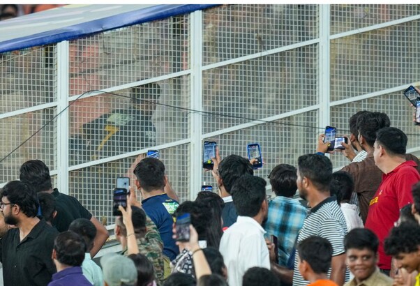 IPL मैच के दौरान क्राउड मैनेजमेंट की नौकरी कैसे मिलती है? जानें एक दिन का कितना मिलता है पैसा