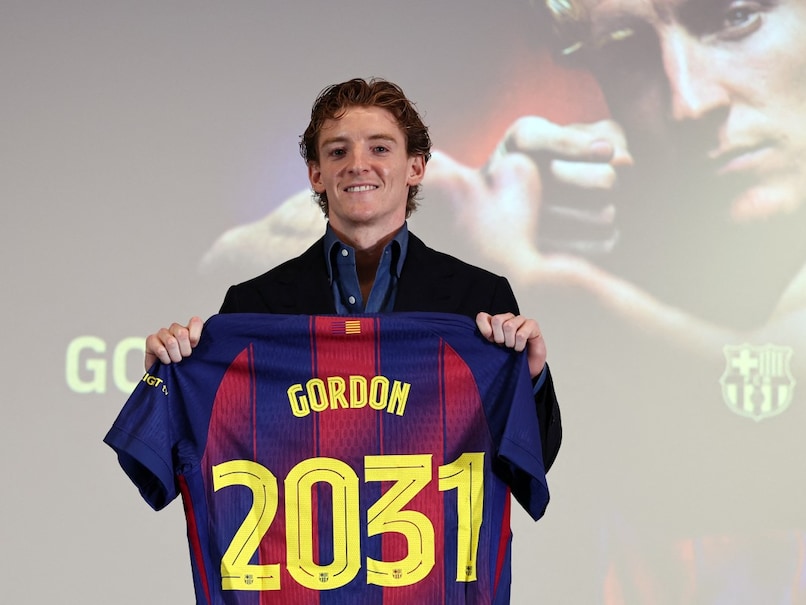 Barcelona Sign Winger Anthony Gordon From Newcastle United
