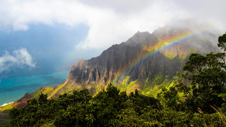 Which Place Is Known As The Rainbow Capital Of The World?