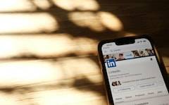 Almost Half Of All LinkedIn Posts Are Now AI-Written Research Shows