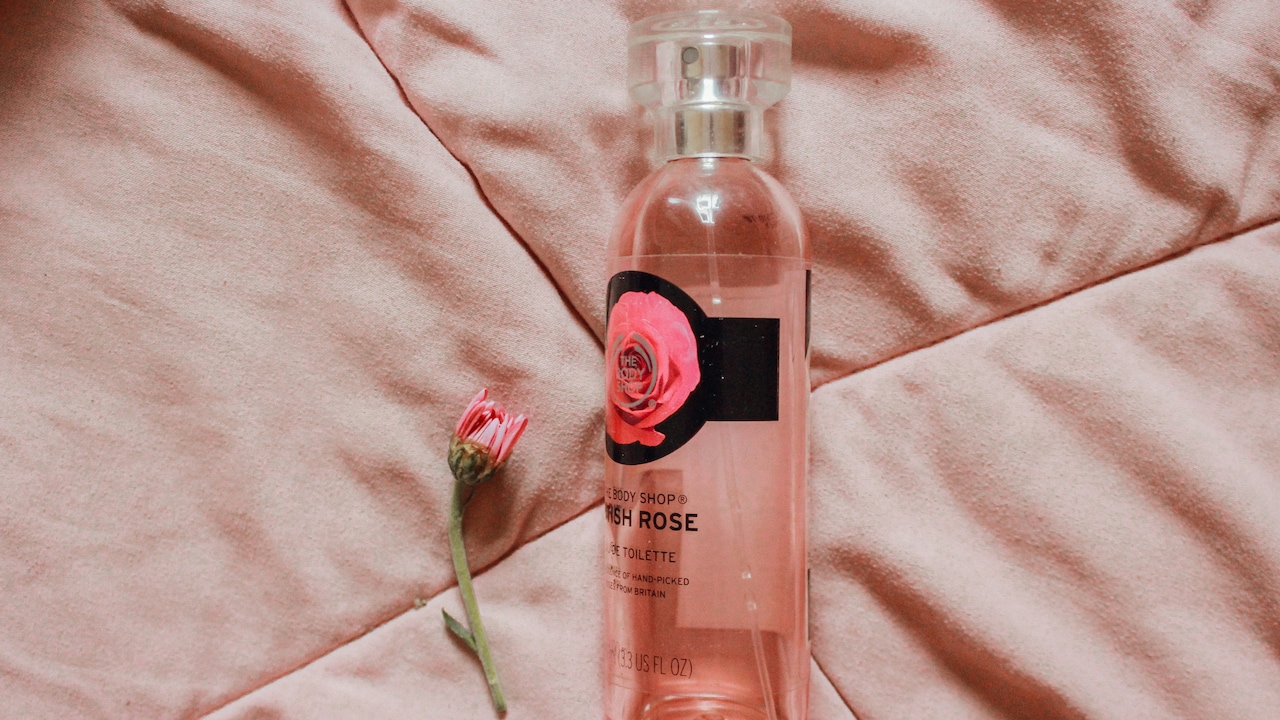 Beat summer dullness with rose water toner spray for all skin types