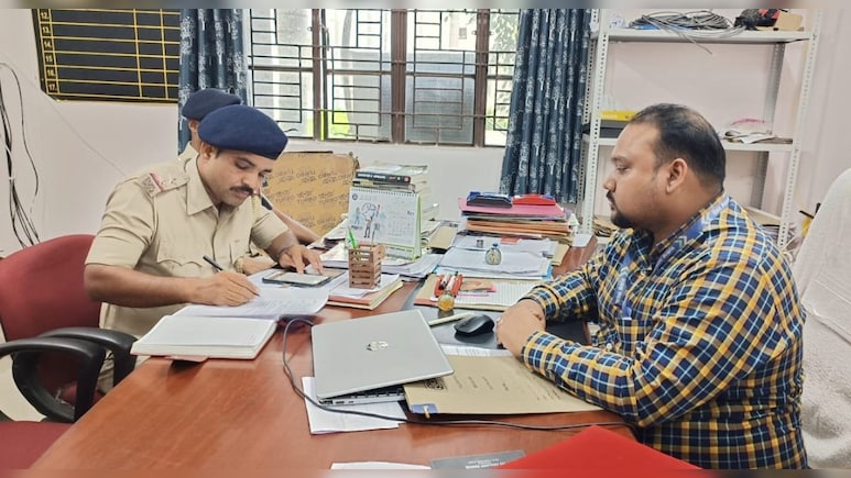 ब&zwj;िहार: पॉलिटेक्निक कॉलेज के छात्र को सीन&zwj;ियर छात्रों ने बुरी तरह से पीटा, माथा फटा; हाथ-पैर की हड्डी टूटी&nbsp;