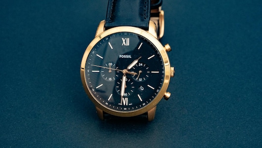 Deal on Watches: Casio, Fossil, और Titan की घड़ियां हुई 10% सस्&zwj;ती, समय पर करें ऑर्डर