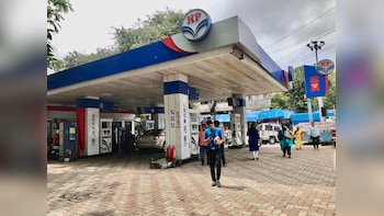 HPCL Dealers Allege Forced Sale Of Expensive 'Power' Petrol Over Regular Fuel