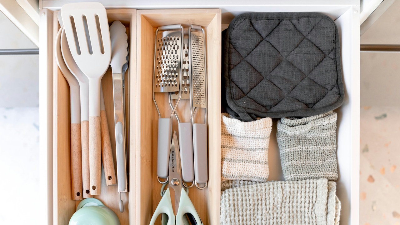 Smart Kitchen Organisers To Maximise Small Apartment Space