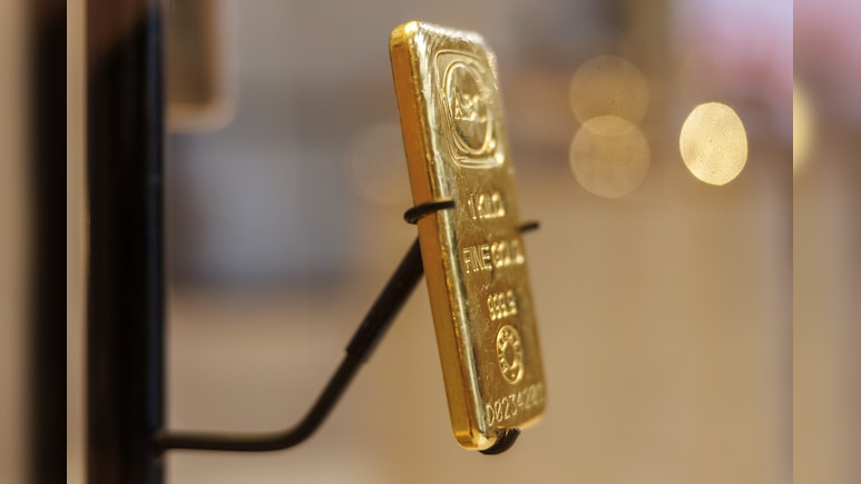 Gold Slumps To Two-Month Low As US Strikes Damp Peace Talk Hopes
