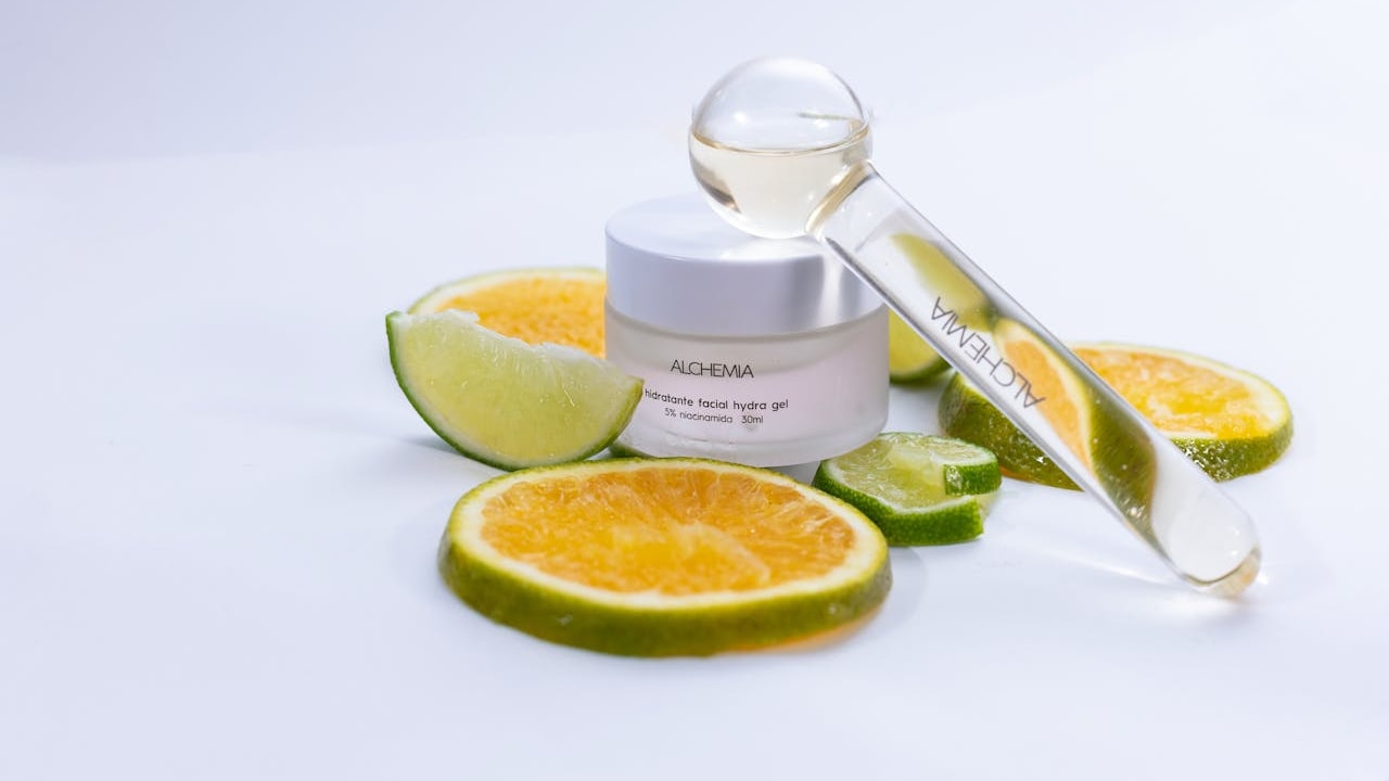 Vitamin C Skincare Benefits For Indian Metro Pollution Vitamin C Skincare Benefits For Indian Metro Pollution