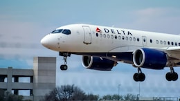 Delta To Stop In-Flight Food And Beverage Service On 450 Short-Haul Flights