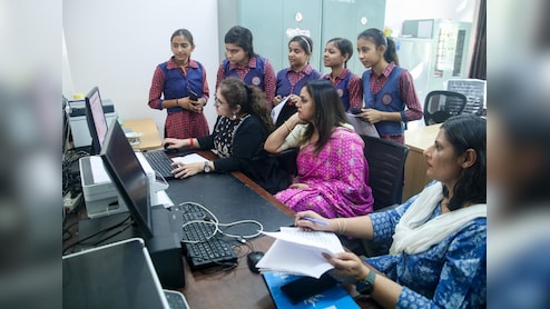 CBSE 12th Result 2026 OUT: सीबीएसई 12वीं रिजल्ट की पूरी PDF यहां देखें, एक क्लिक में जानें फुल डिटेल