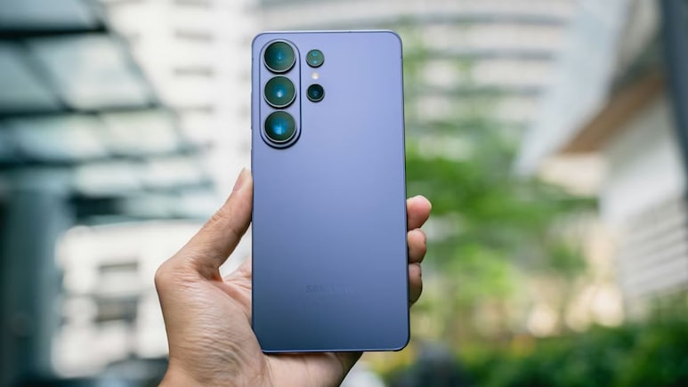 Samsung लवर्स के लिए बड़ी खुशखबरी: Galaxy S26 सीरीज अब आपकी बजट में, जानिए नई कीमतें!