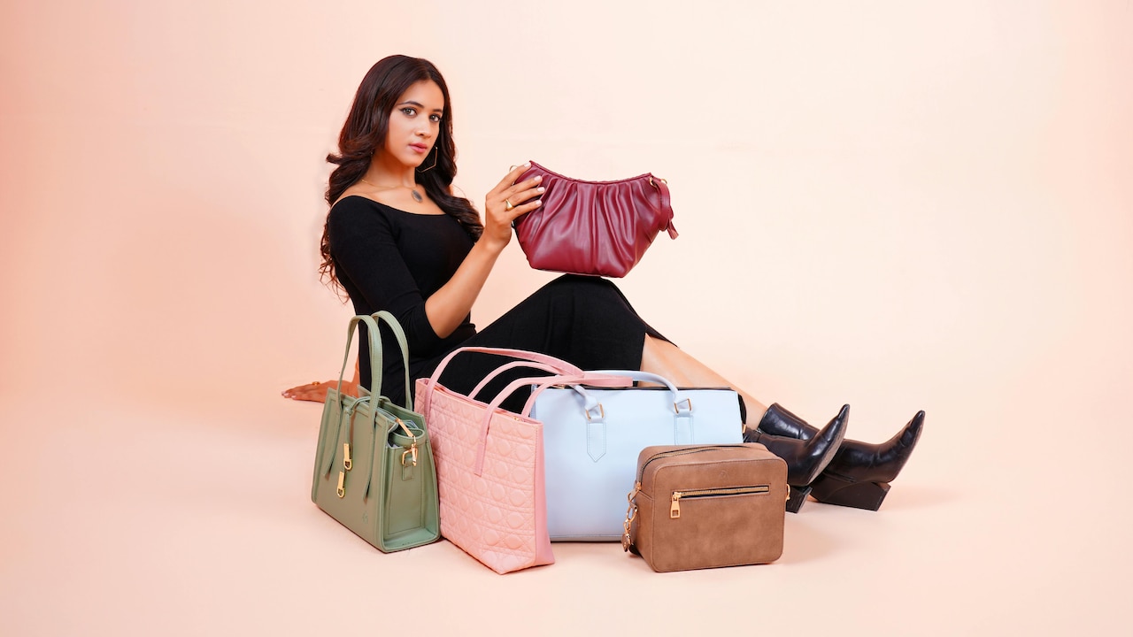 Top Premium Handbags On Amazon Great Summer Sale At Minimum 50% Off