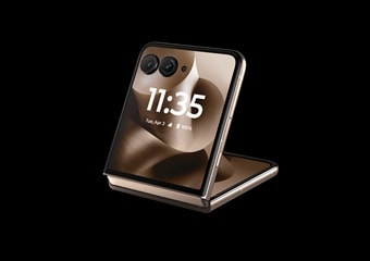 30 हजार रुपये सस्ता मिल रहा Motorola का तीन 50MP कैमरा वाला फ्लिप स्मार्टफोन