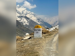 Massive Jams In Uttarakhand, Himachal As Tourists Escape Scorching Heat In North India | Watch Video