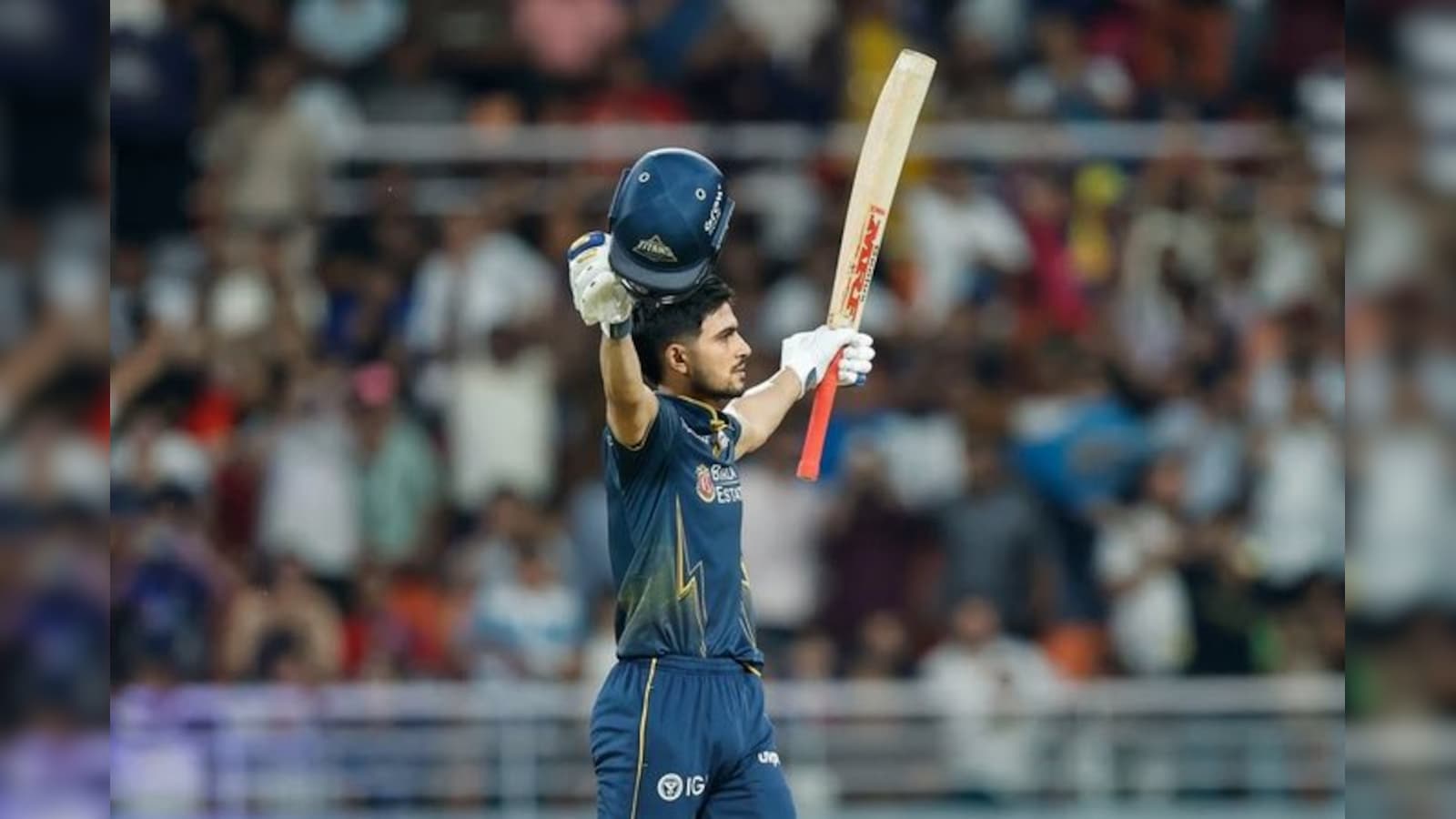 Shubman Gill: शुभमन गिल ने 104 रन की पारी में रचा इतिहास, ऐसा कारनामा करने वाले दुनिया के पहले बल्लेबाज बने