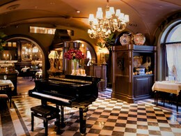 Inside The Governor House, Amritsar Gets A Little More Glamorous After Dark