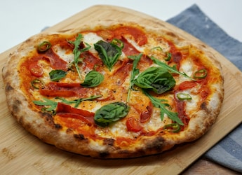 The 8 Best Pizza Places in Delhi NCR You Need to Visit Right Now