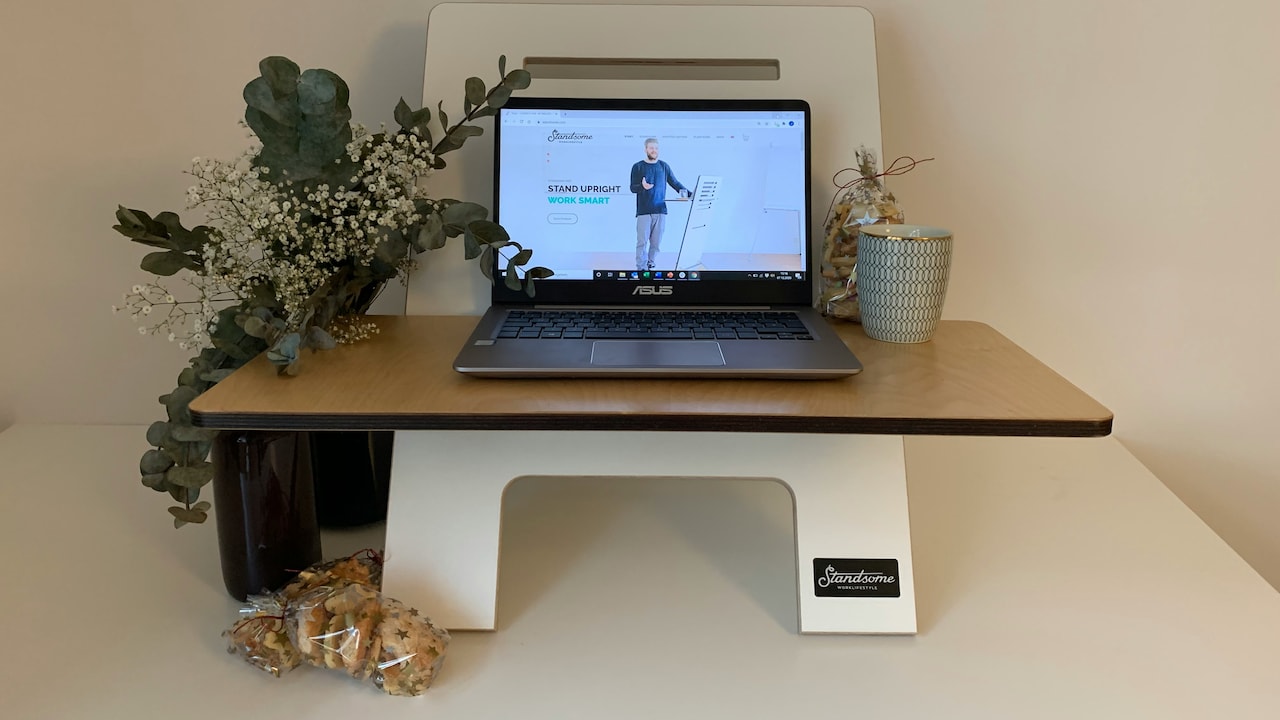 Hidden Problems With Foldable Study Tables In Tiny Flats: How To Fix Them