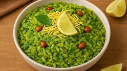 This Green Chutney Poha Is An Easy Way To Upgrade Your Regular Breakfast