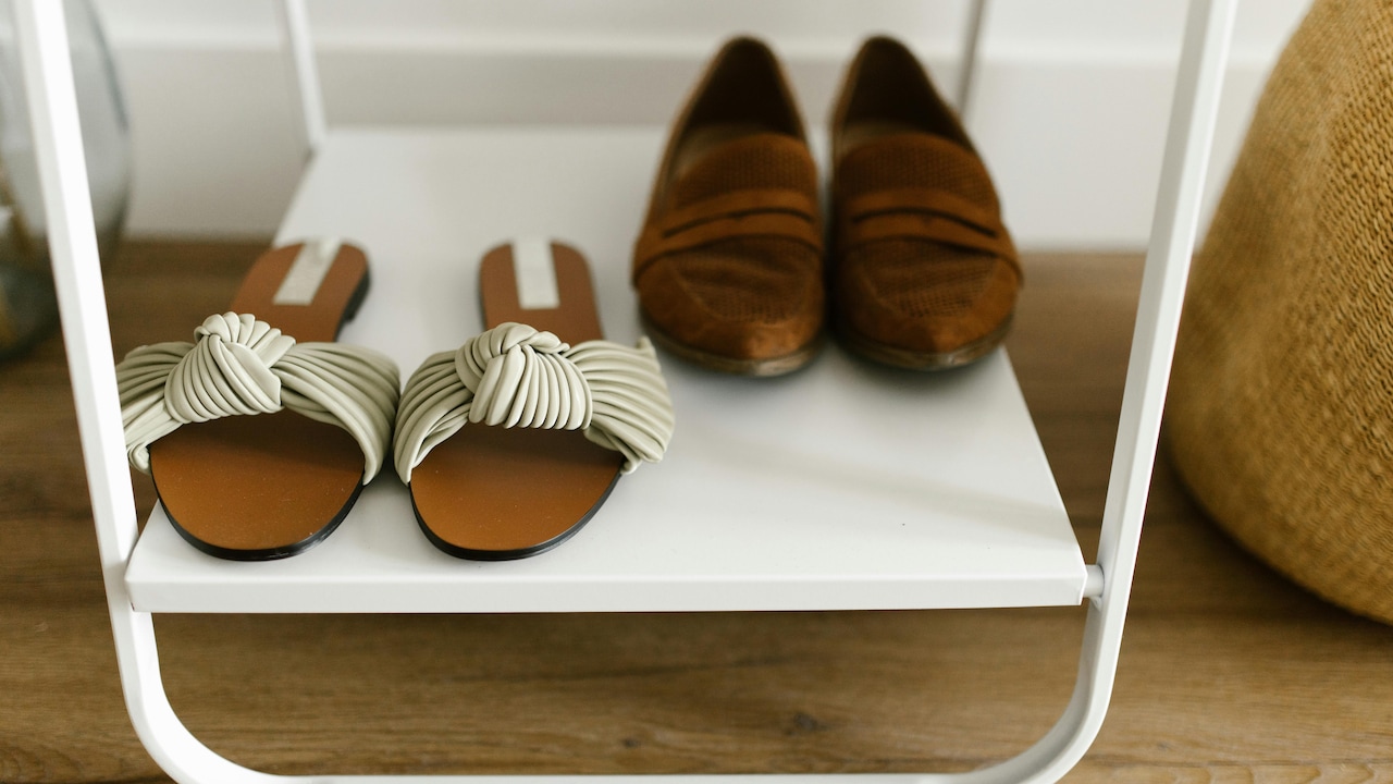 Why Plastic Shoe Racks Collapse: Better Home Storage For Heavy Use