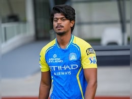 CSK की नहीं कम हो रही हैं मुसीबतें, 28 वर्षीय खिलाड़ी का टूटा पैर, IPL से हुआ बाहर