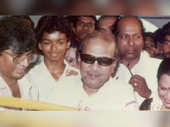 Karunanidhi Cuts Ribbon, Young Vijay Stands Behind In Throwback Pic