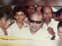 Karunanidhi Cuts Ribbon, Young Vijay Stands Behind In Throwback Pic