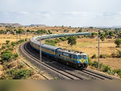 रेलवे ने शुरू की भुज-दिल्ली सुपरफास्ट ट्रेन, जान लीजिए रूट, स्टॉप, टाइमिंग समेत जरूरी डिटेल्स