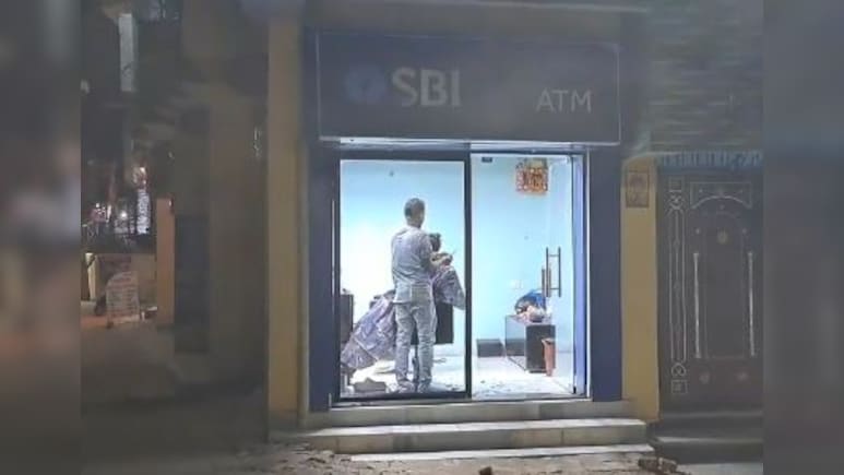 ATM = Aesthetic Trimming Man: Viral 'SBI ATM' Patna Salon Sparks Transaction Of Jokes Online