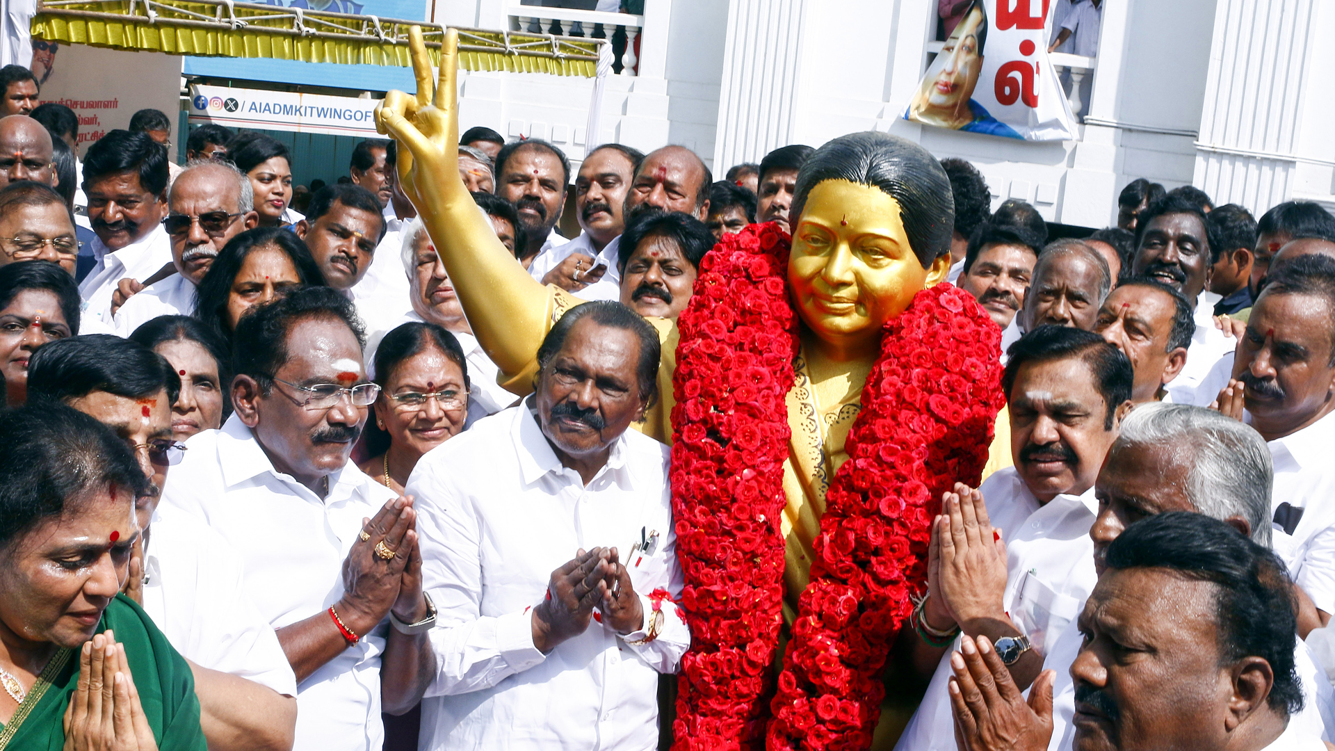 AIADMK's Big Dilemma: Back Vijay or Risk Political Irrelevance?