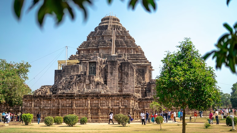 What Makes Konark Sun Temple A Must-Visit For History Lovers?