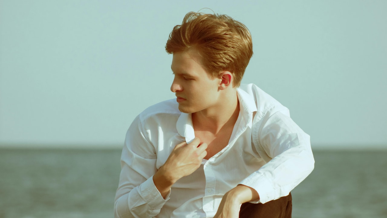 Why Buying The Perfect White Shirt Is Harder Than It Looks Why Buying The Perfect White Shirt Is Harder Than It Looks